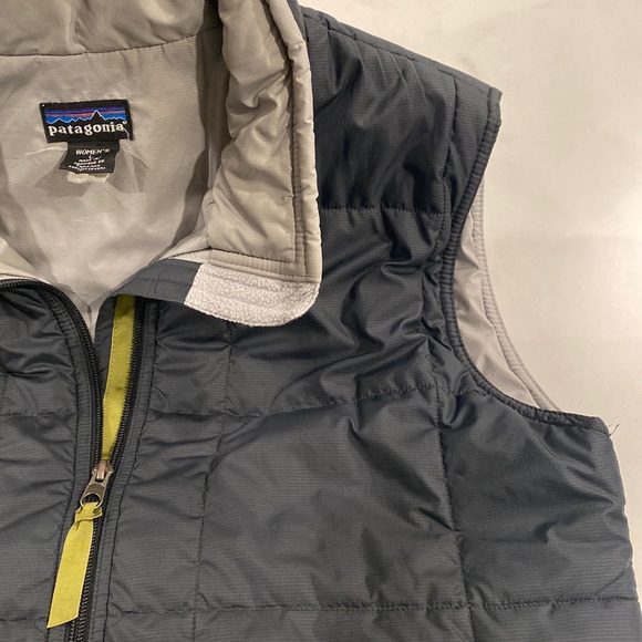 Patagonia Navy Quilted Women’s Vest - Picture 5 of 8
